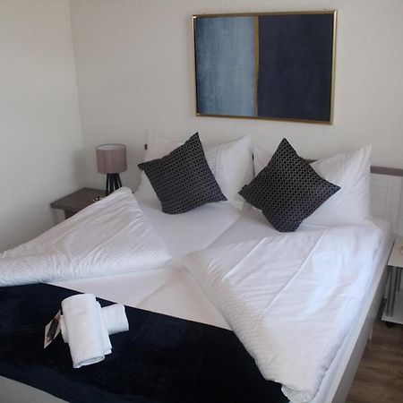 Hotel Rosengärtli Leissigen Exteriör bild