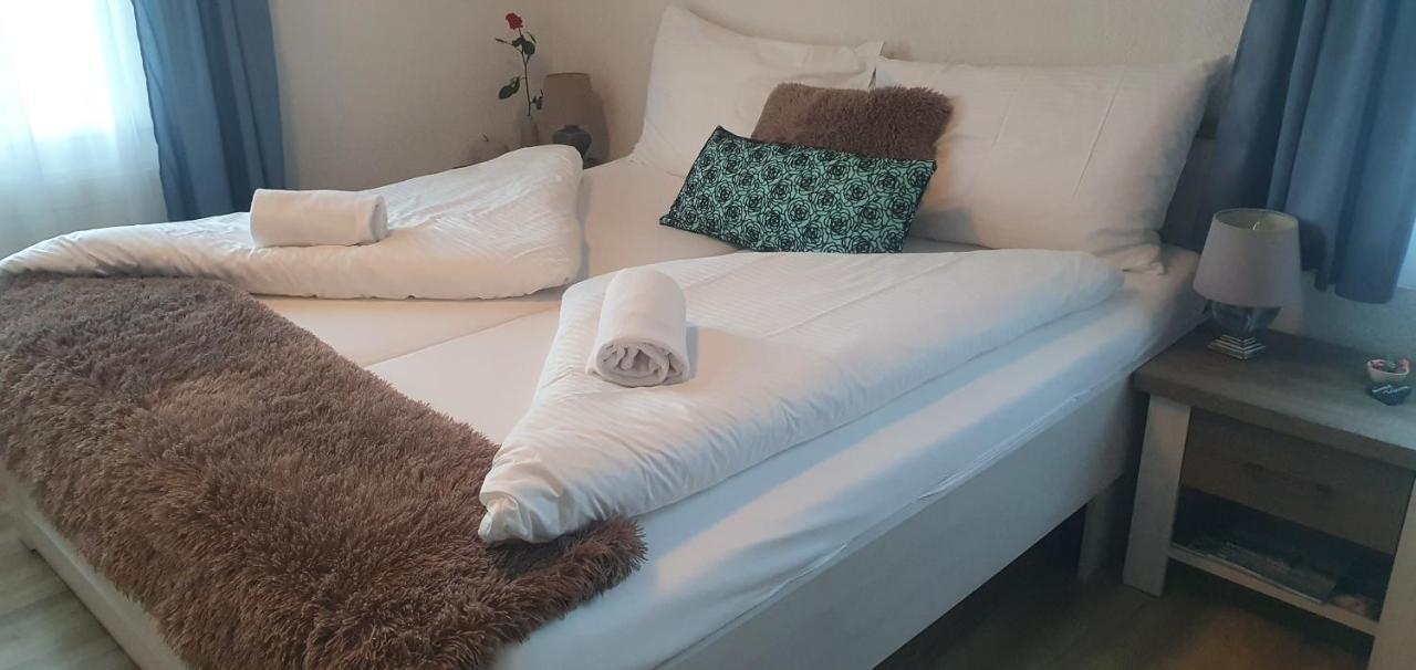 Hotel Rosengärtli Leissigen Exteriör bild