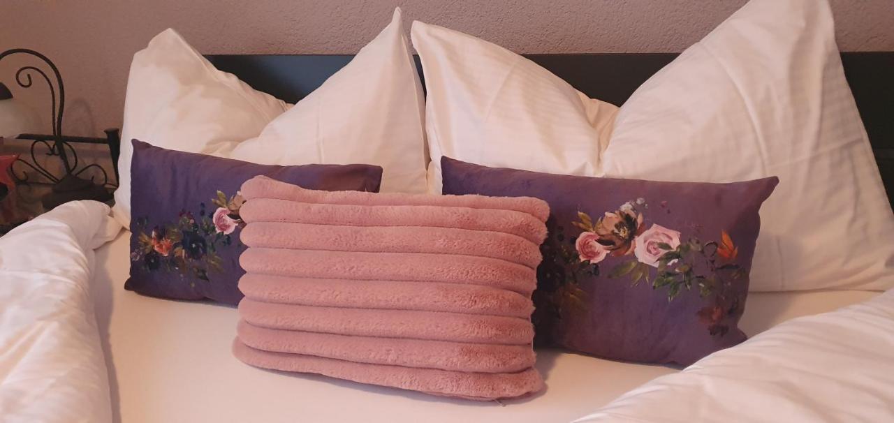 Hotel Rosengärtli Leissigen Exteriör bild