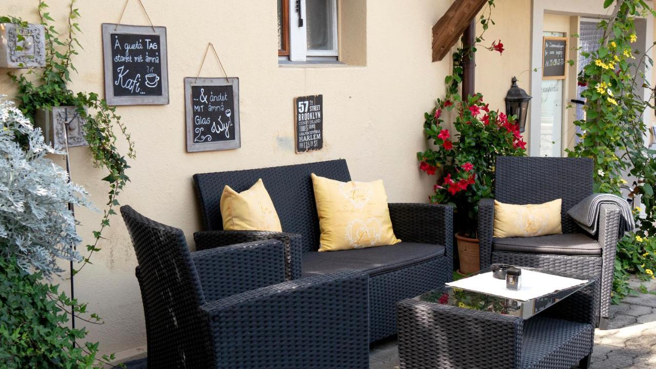 Hotel Rosengärtli Leissigen Exteriör bild